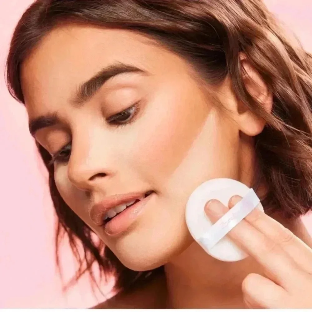 NIB The Crème Shop Banana Scented Setting Powder‎ 0.52 oz